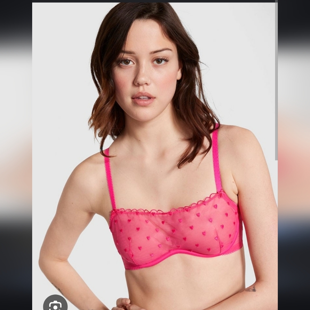 Victoria's Secret Pink scoop bra